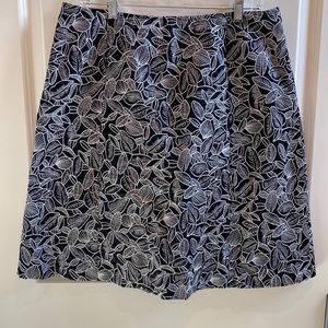 Talbots Black White Embroidered Skirt Floral Leaves Size 14